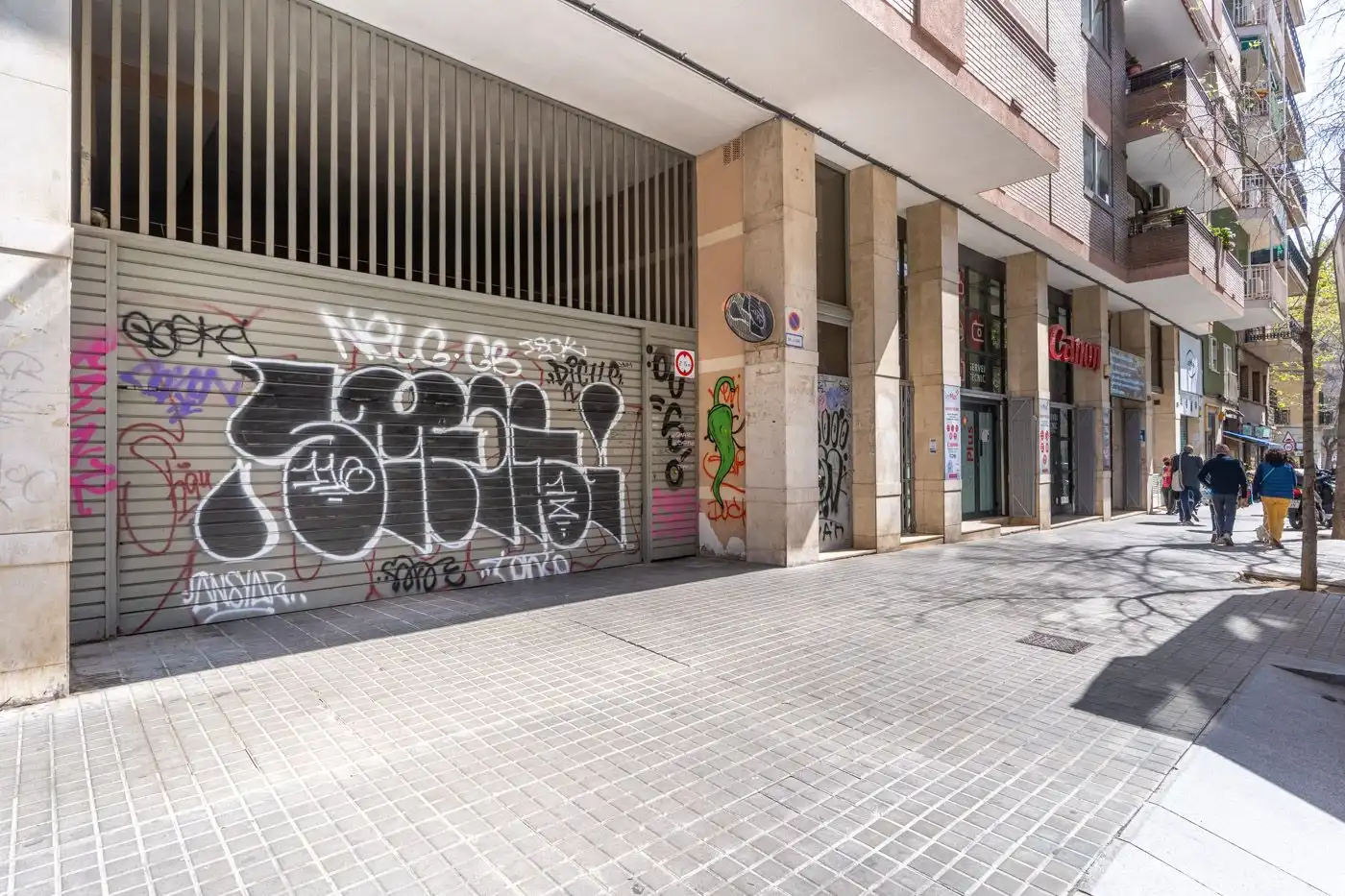 Außenansicht von Garage zur Miete in Barcelona