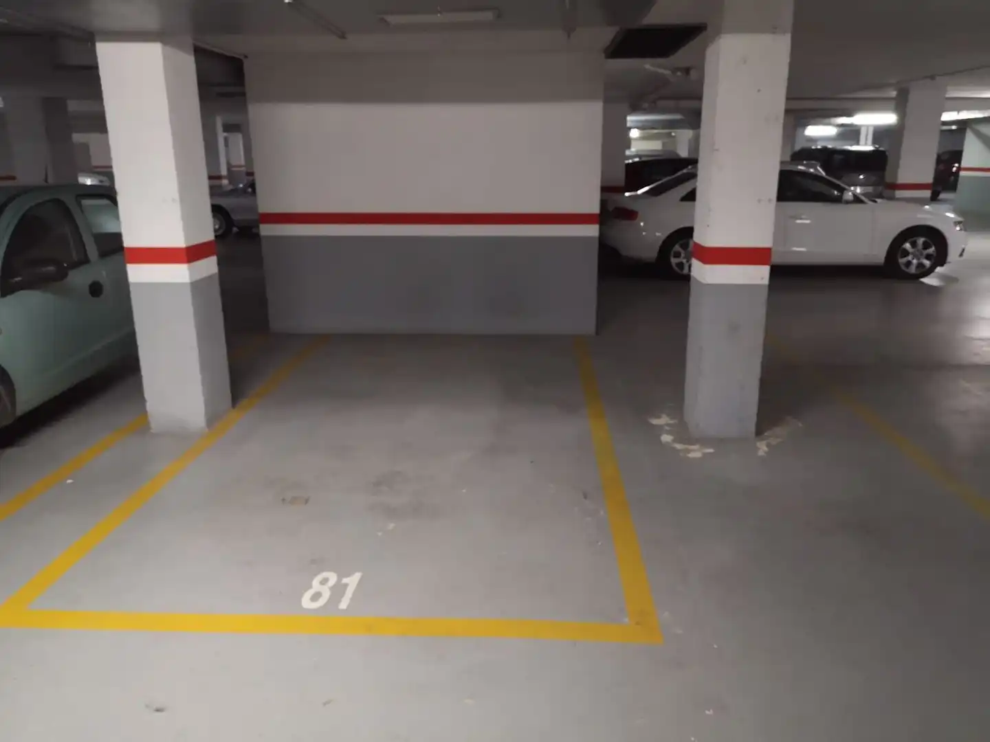 Parkplatz zum Verkauf in de mira 0