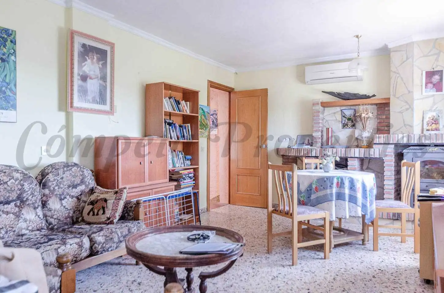 Casa rústica con terraza en venta en Comares, imagen 3