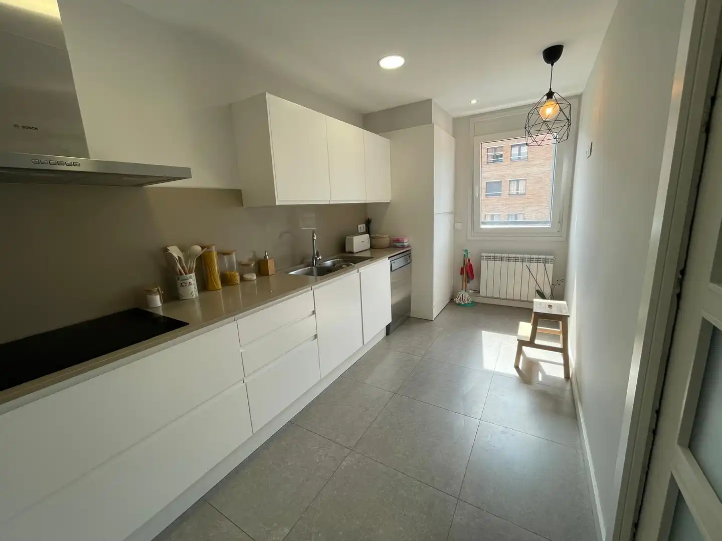 Cocina de Piso en venta en Vic con Calefacción, Trastero y Balcón