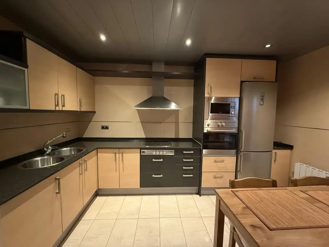Appartamento con terrazza in vendita a Carrer de la Riera Mariona, imagen 6