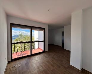 Living room of Planta baja for sale in Benaocaz  with Balcony