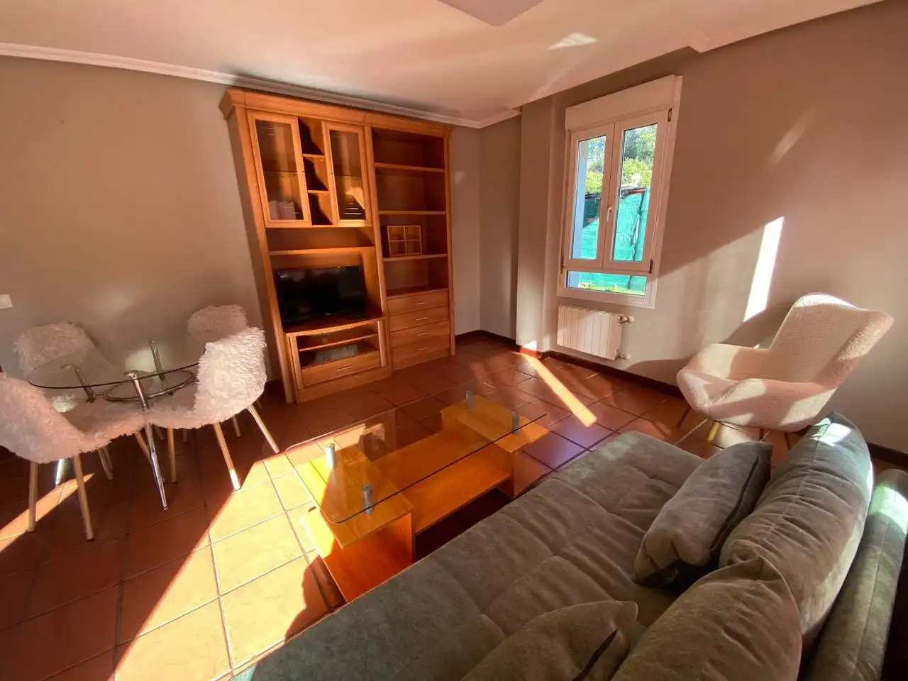 Sala de estar de Casa o chalet de alquiler en Castro-Urdiales con Calefacción y Jardín privado