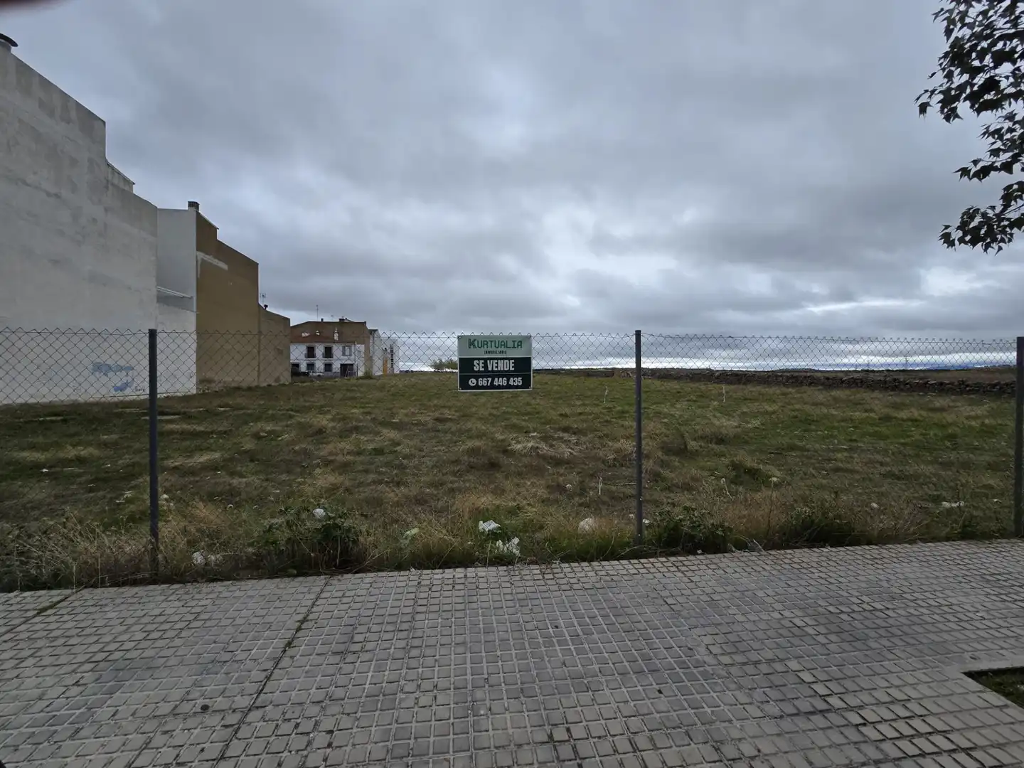 Wohnbaugrundstück zum Verkauf in Calle Cádiz 80