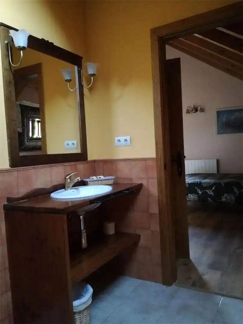 Bany de Casa o xalet en venda en Castiello de Jaca amb Balcó