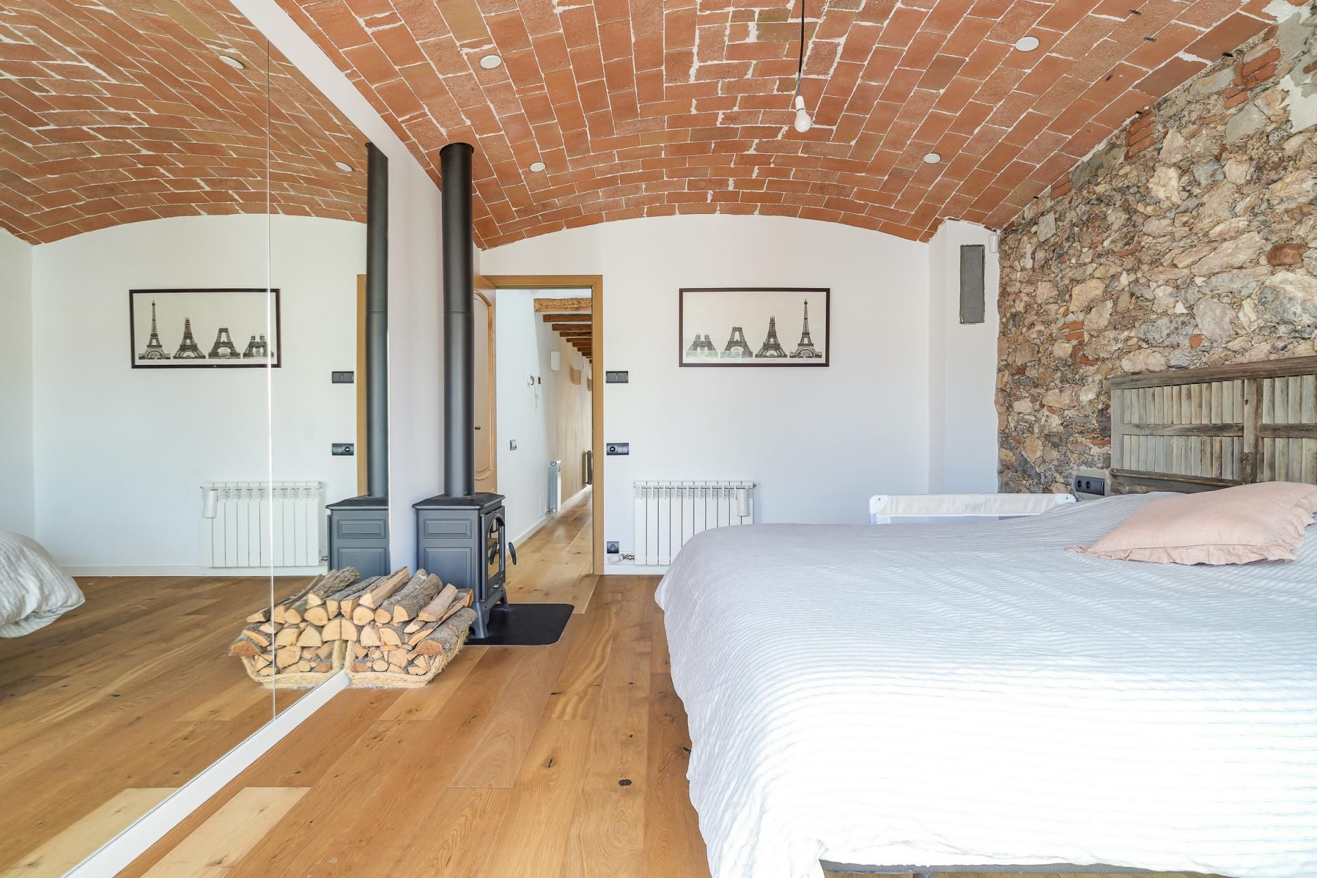 Bedroom of House or chalet for sale in Castellar del Vallès  with Heating