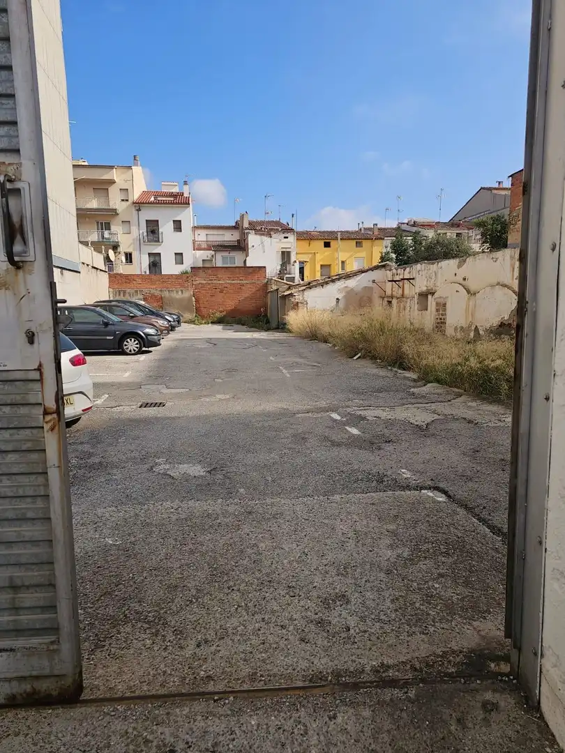 Terreny residencial en venda a Nucli Urbà, imagen 2