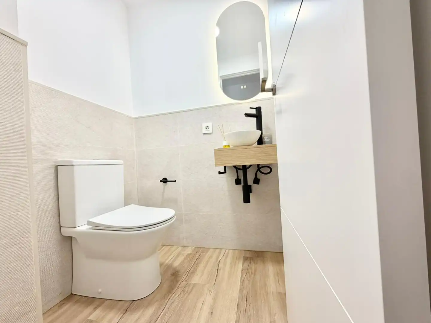 Bany de Apartament en venda en Benalmádena amb Aire condicionat, Calefacció i Terrassa