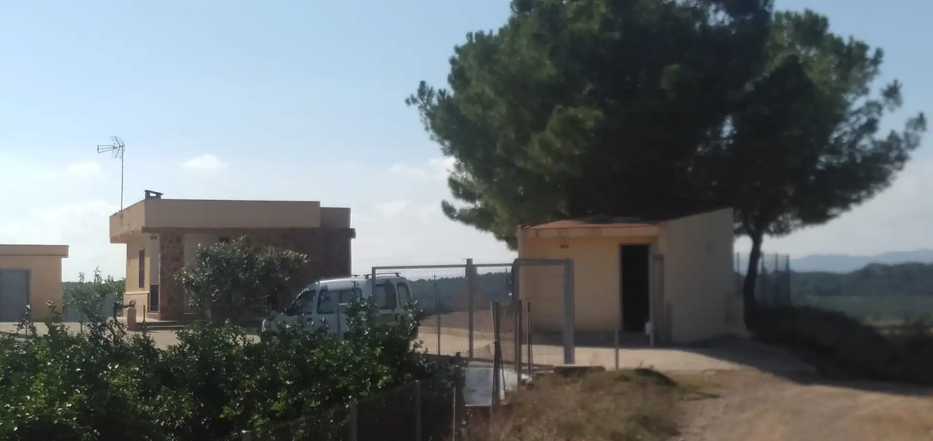 Finca rústica en venta en Pedralba con Jardín privado, Terraza y Trastero