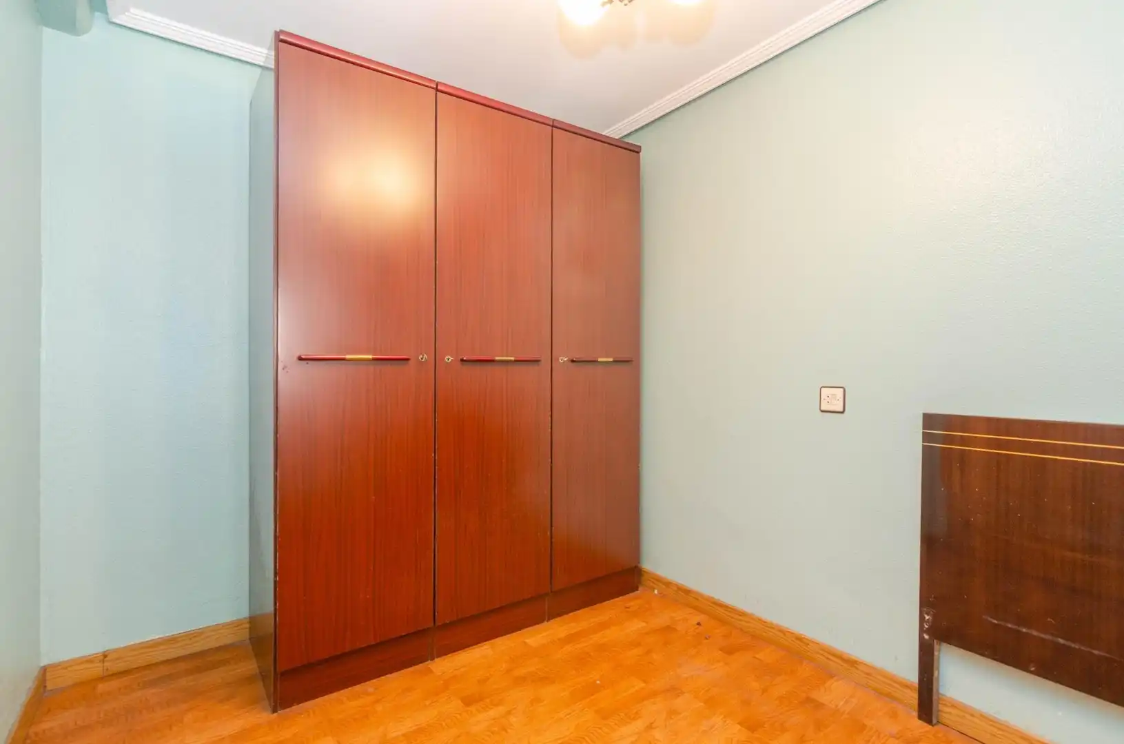 Habitación de Casa o chalet en venta en Mieres (Asturias) con Calefacción, Terraza y Amueblado