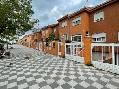 Exterior view of House or chalet for sale in Cuenca Capital  with Heating, Terrace and Storage room