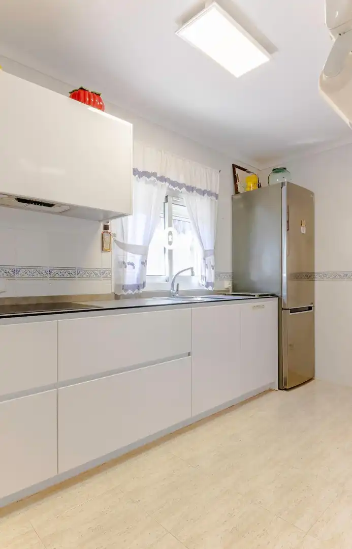 Cuina de Casa o xalet en venda en Alcúdia amb Aire condicionat, Jardí privat i Terrassa