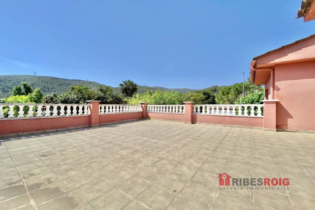 Casa-chalet en Venta en Canyelles