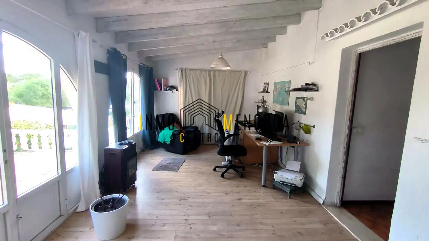 Sala d'estar de Finca rústica en venda en Ciutadella de Menorca amb Jardí privat, Terrassa i Piscina