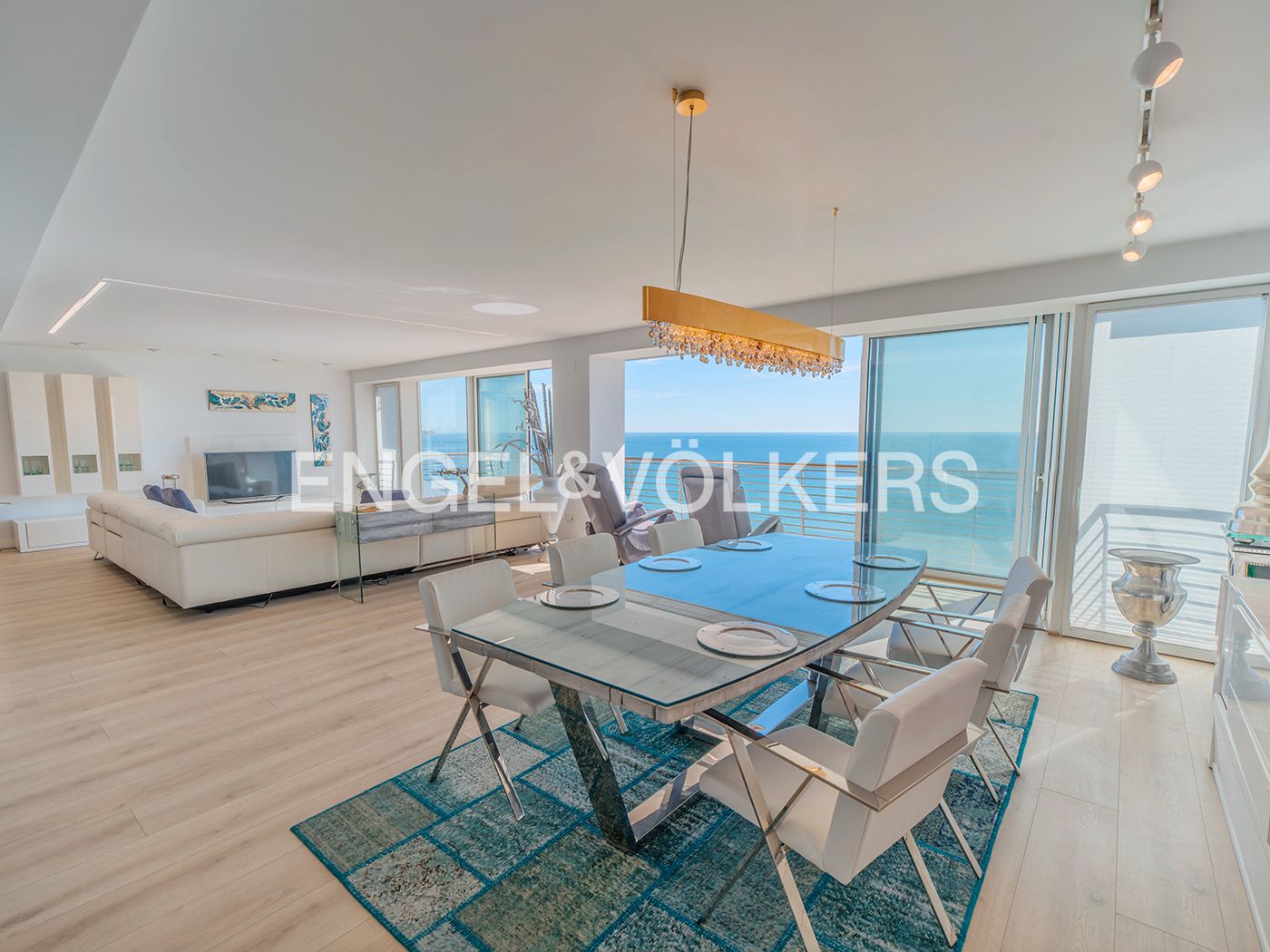 Esszimmer von Dachboden zum Verkauf in Alicante / Alacant mit Klimaanlage, Heizung und Terrasse