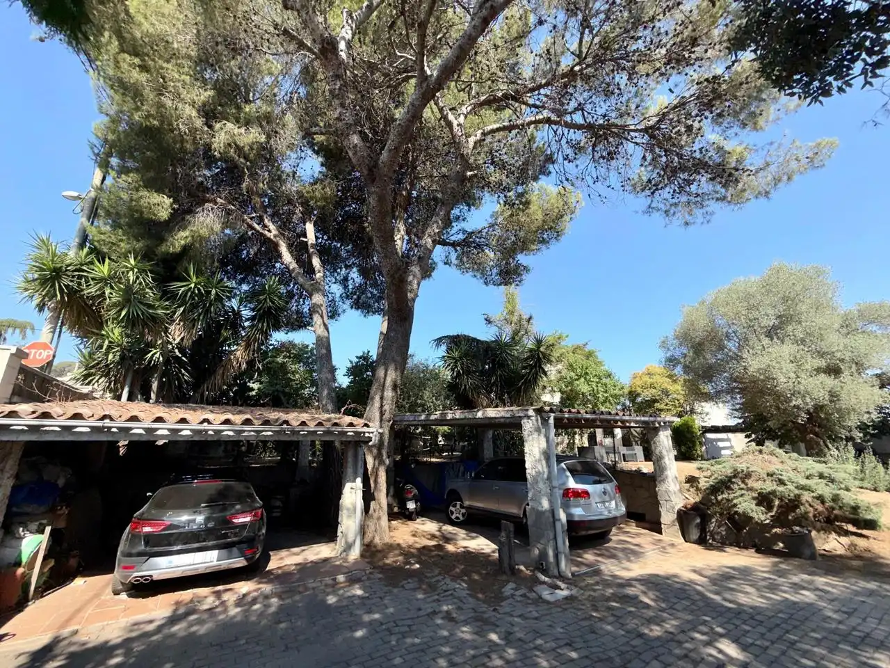 Parking of Houses for sale in Montcada i Reixac  with Air Conditioner, Heating and Private garden
