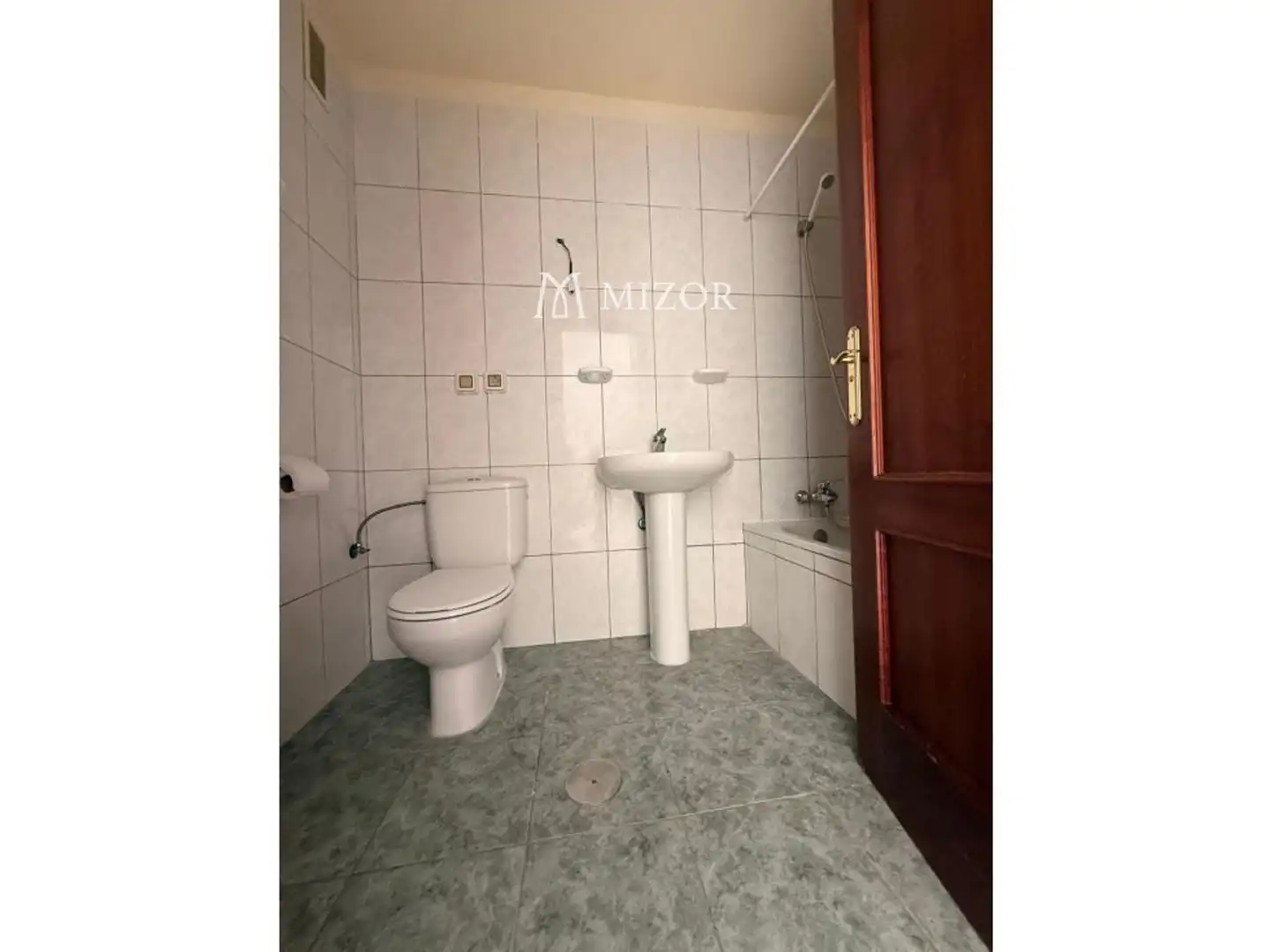 Baño de Piso en venta en Arona con Terraza y Trastero