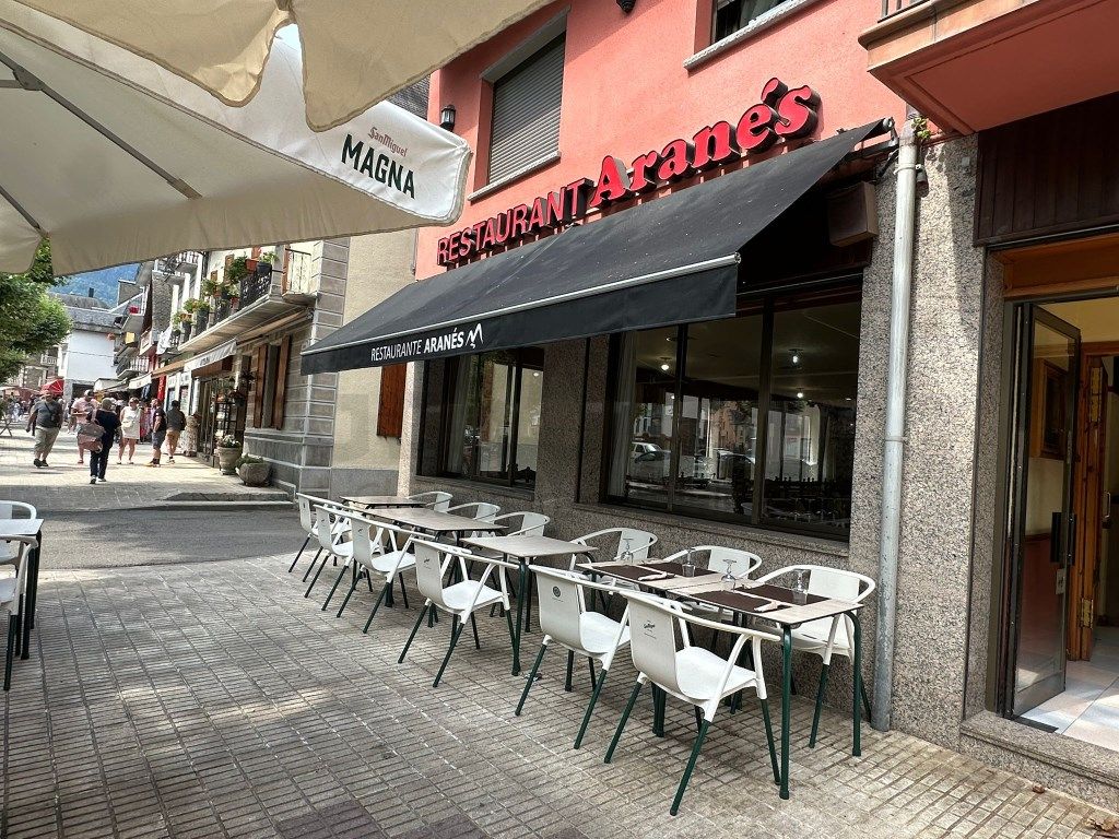 Local en venta en Bossòst