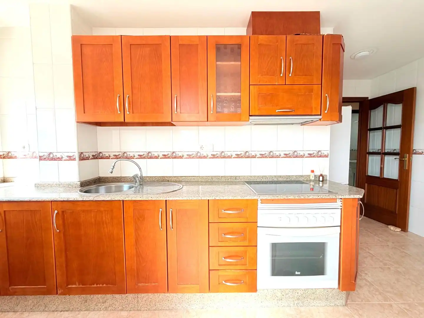 Flat with terrace to rent in Calle Milán, imagen 23