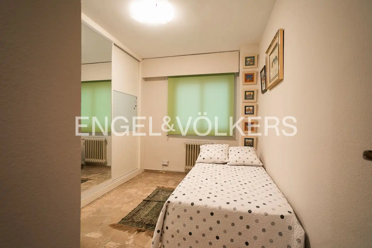 Habitación de Piso en venta en Valencia con Aire acondicionado, Calefacción y Balcón