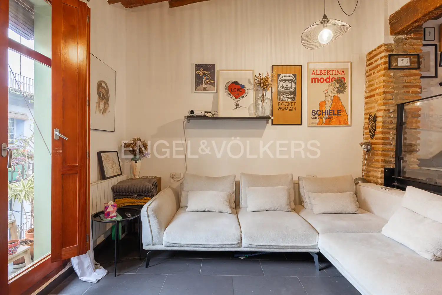 Sala d'estar de Pis de lloguer en Valencia amb Aire condicionat, Calefacció i Moblat