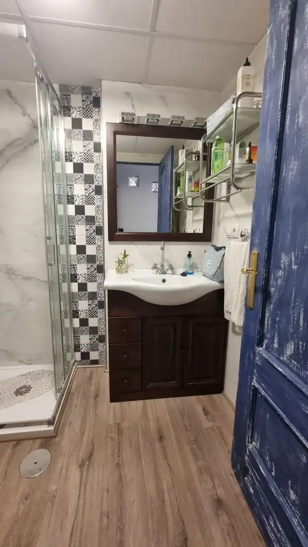 Bany de Apartament en venda en Roquetas de Mar amb Aire condicionat, Parquet i Terrassa