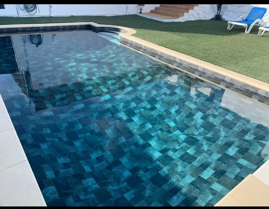 Piscina de Casa o chalet en venta en Calafell con Aire acondicionado, Calefacción y Jardín privado