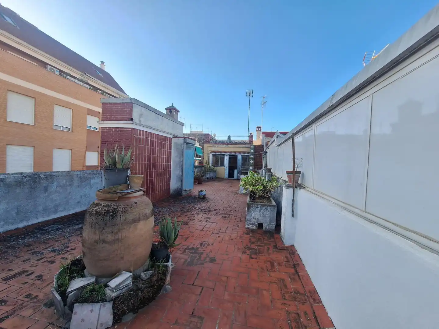 Haus zum Verkauf in Casc Urbà, imagen 2