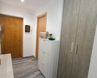 Wohnung miete in Vinaròs mit Klimaanlage, Heizung und Möbliert