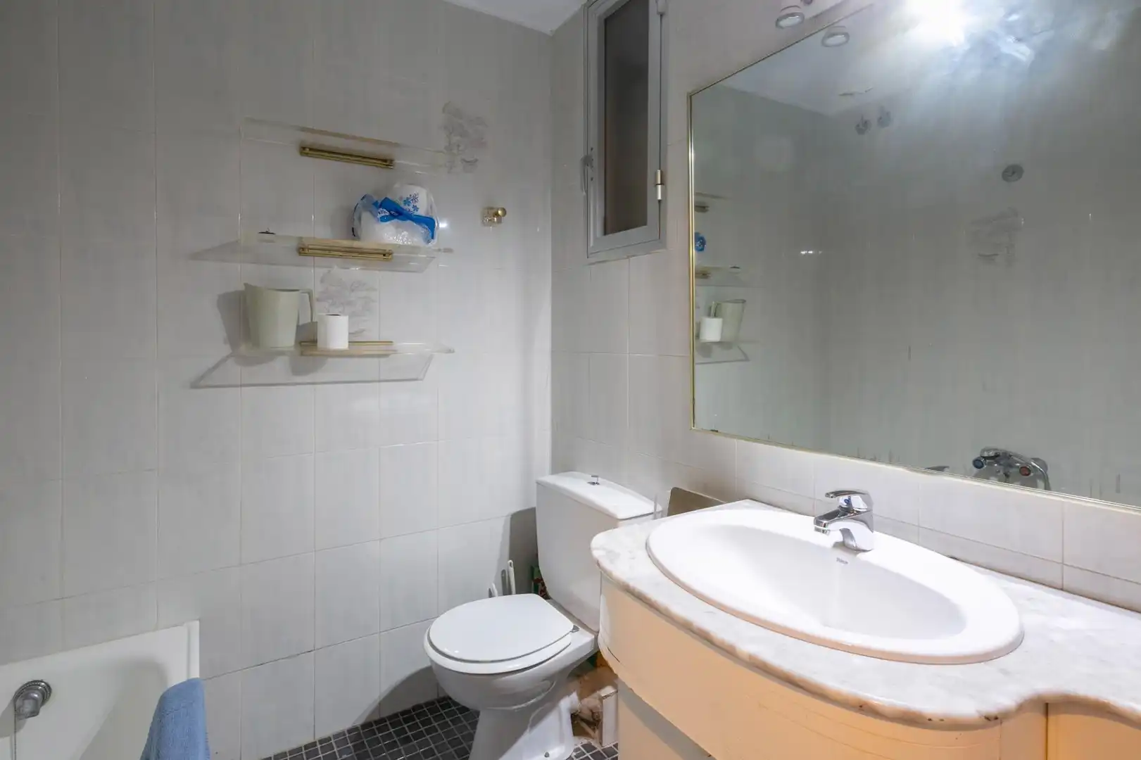 Baño de Piso en venta en Barcelona con Calefacción, Parquet y Terraza