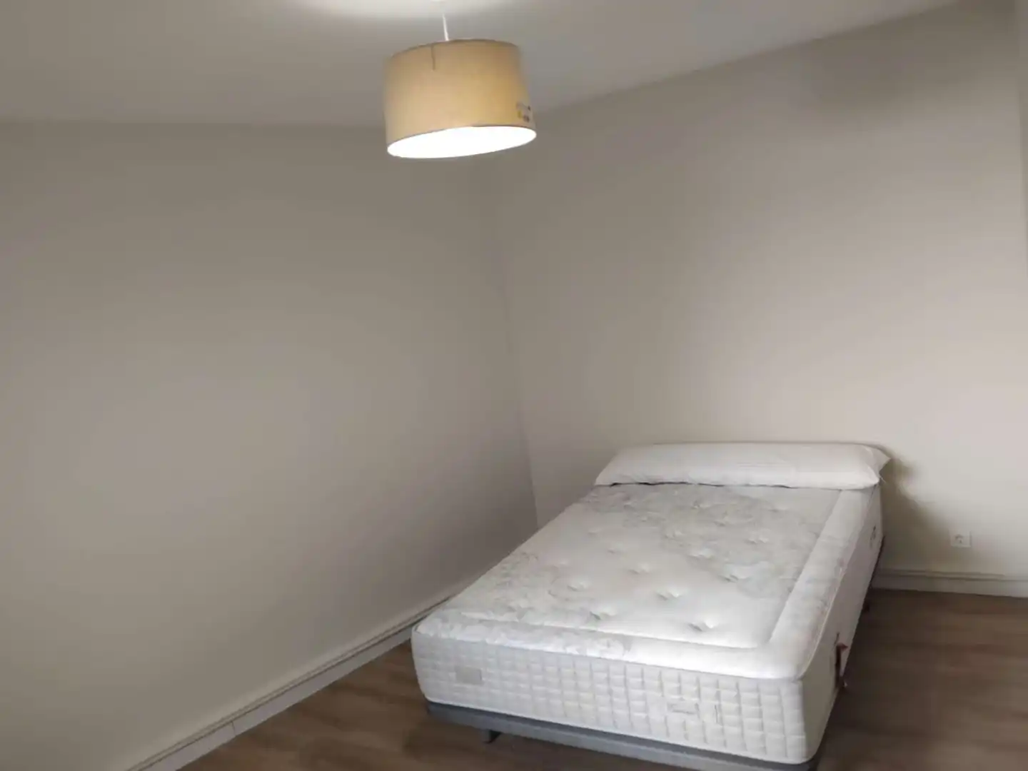Room in Vadillos