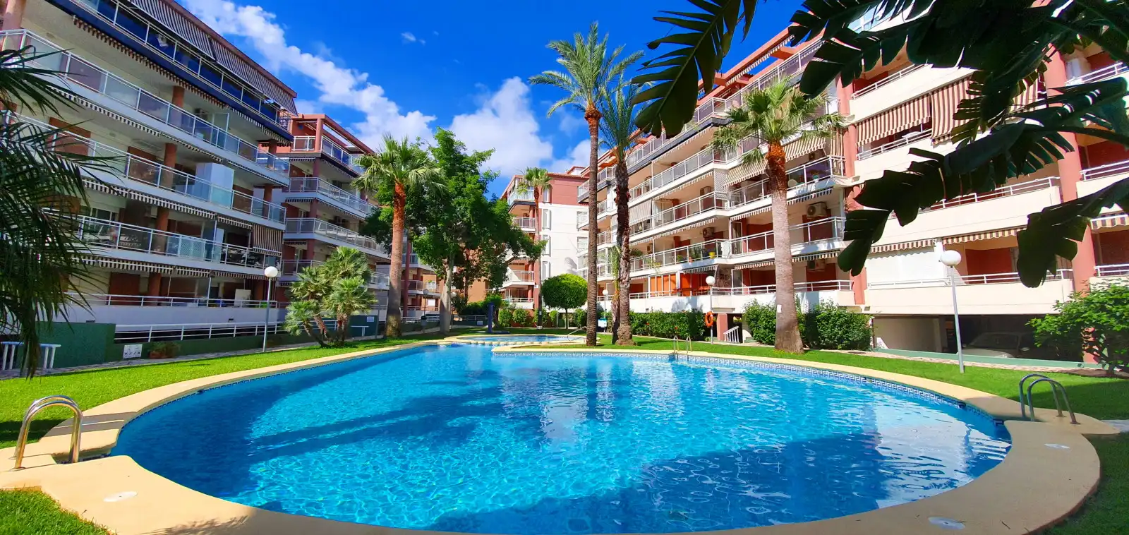 Apartament amb piscina de lloguer a Carrer Ausiàs March 5, imagen 5