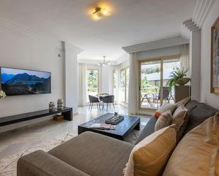 Living room of Apartment to rent in Marbella  with Air Conditioner, Terrace and Swimming Pool