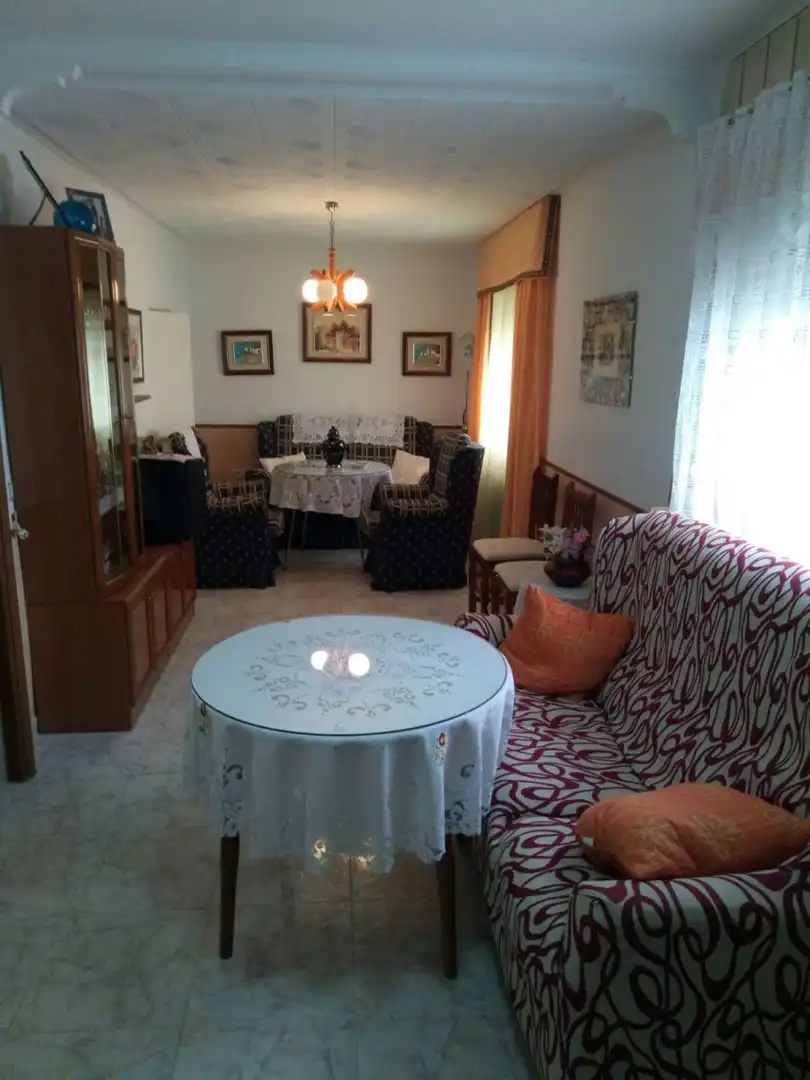 Menjador de Casa o xalet en venda en Cáceres amb Calefacció