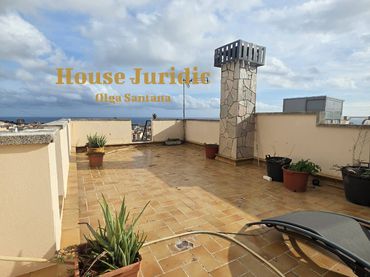 Penthouse zum Verkauf in Carrer Trinitat 19
