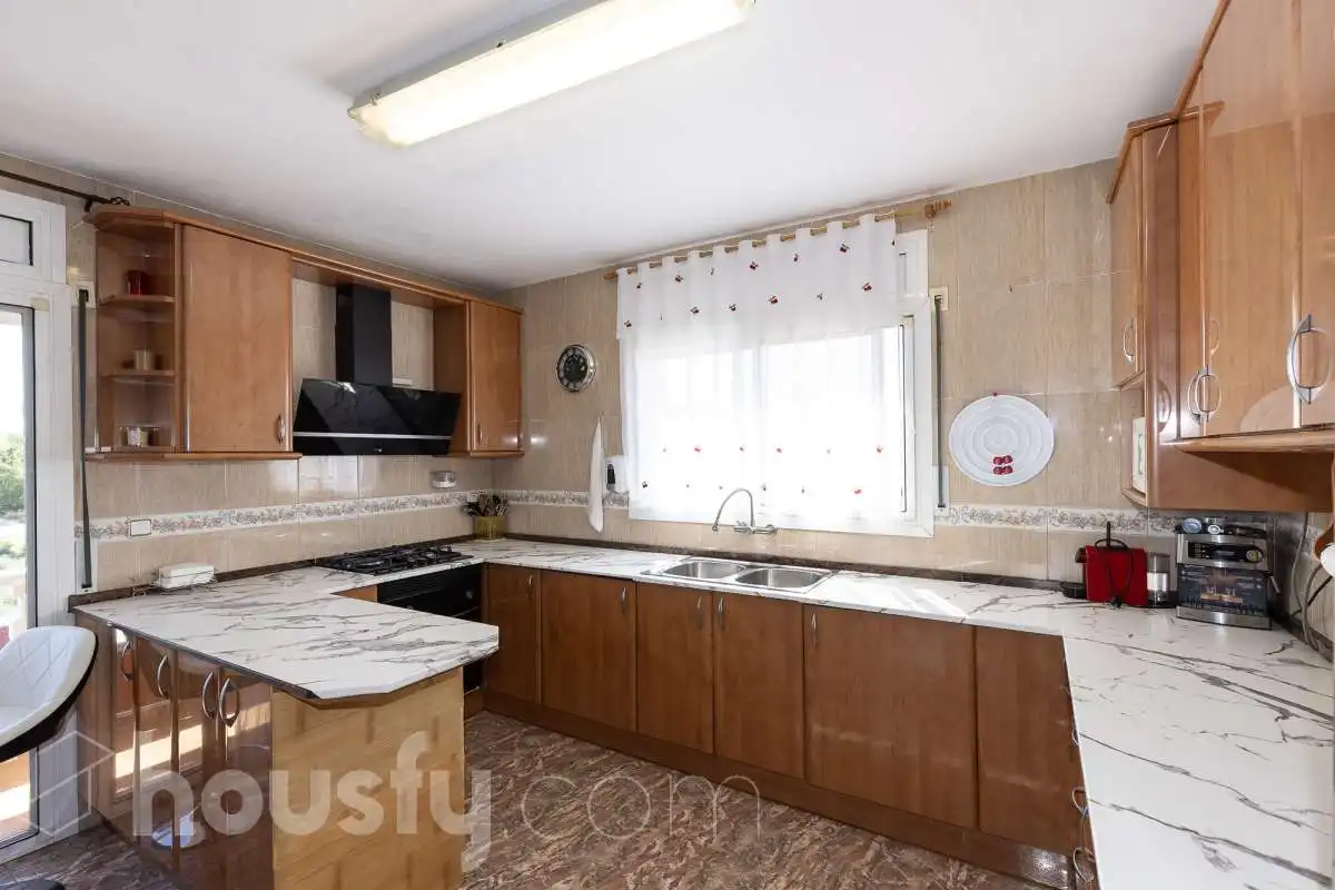 Cocina de Casa o chalet en venta en Sarral con Aire acondicionado, Calefacción y Jardín privado