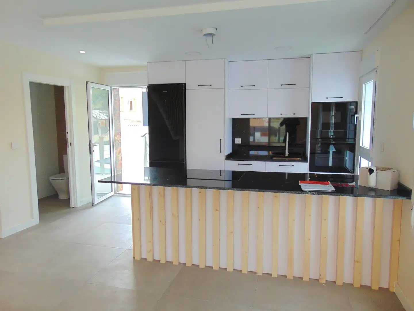 Cocina de Casa adosada en venta en San Pedro del Pinatar con Aire acondicionado, Calefacción y Jardín privado