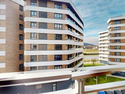 Exterior view of Flat for sale in Bilbao   with Heating and Terrace