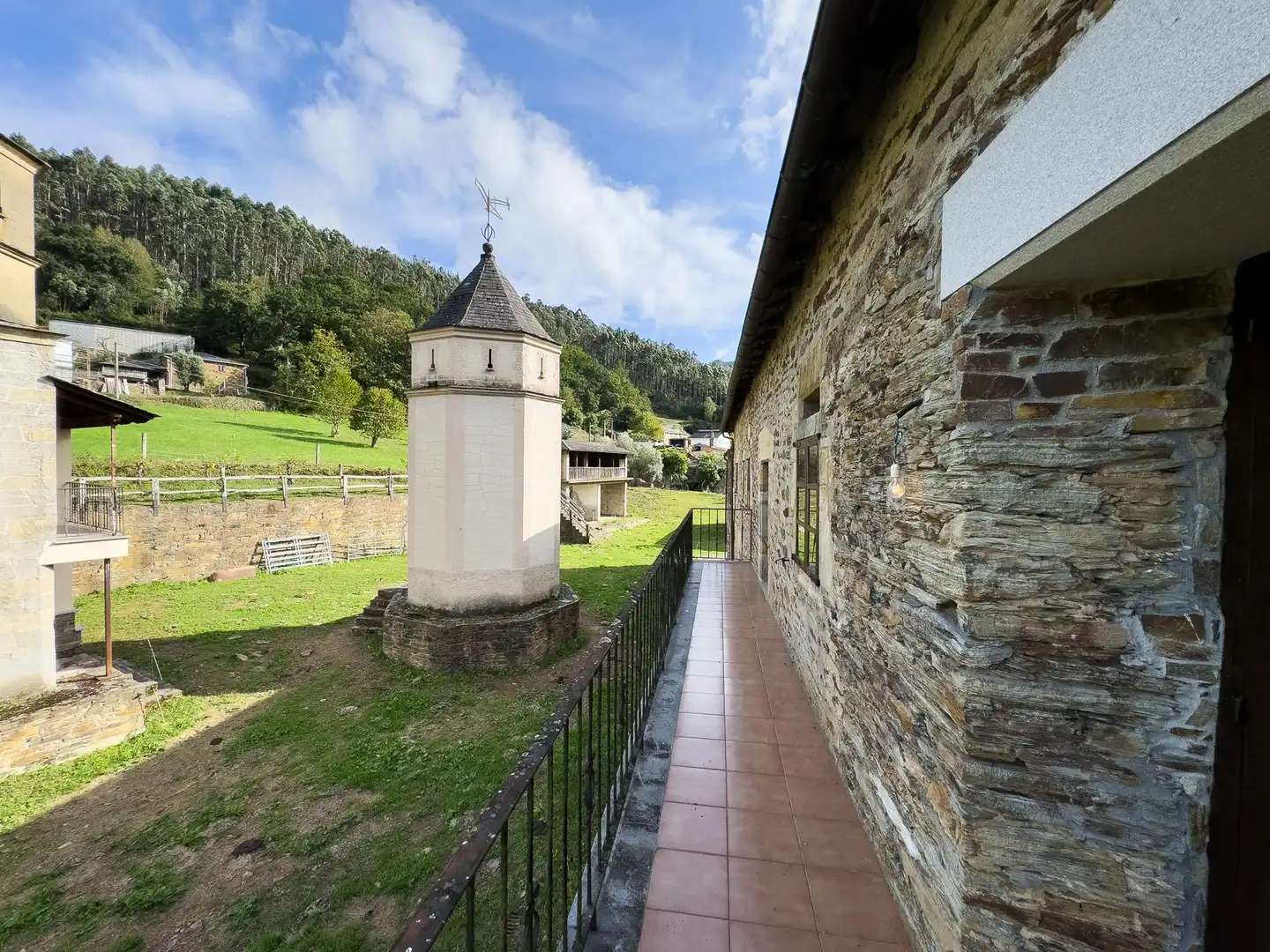 Vista exterior de Finca rústica en venta en A Pontenova   con Amueblado