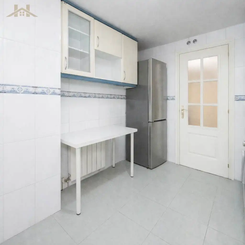 Kitchen of Flat for sale in Humanes de Madrid  with Terrace and Community pool