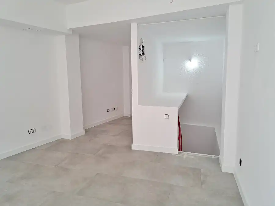Commercial properties for rent in Torrelodones  with Air Conditioner