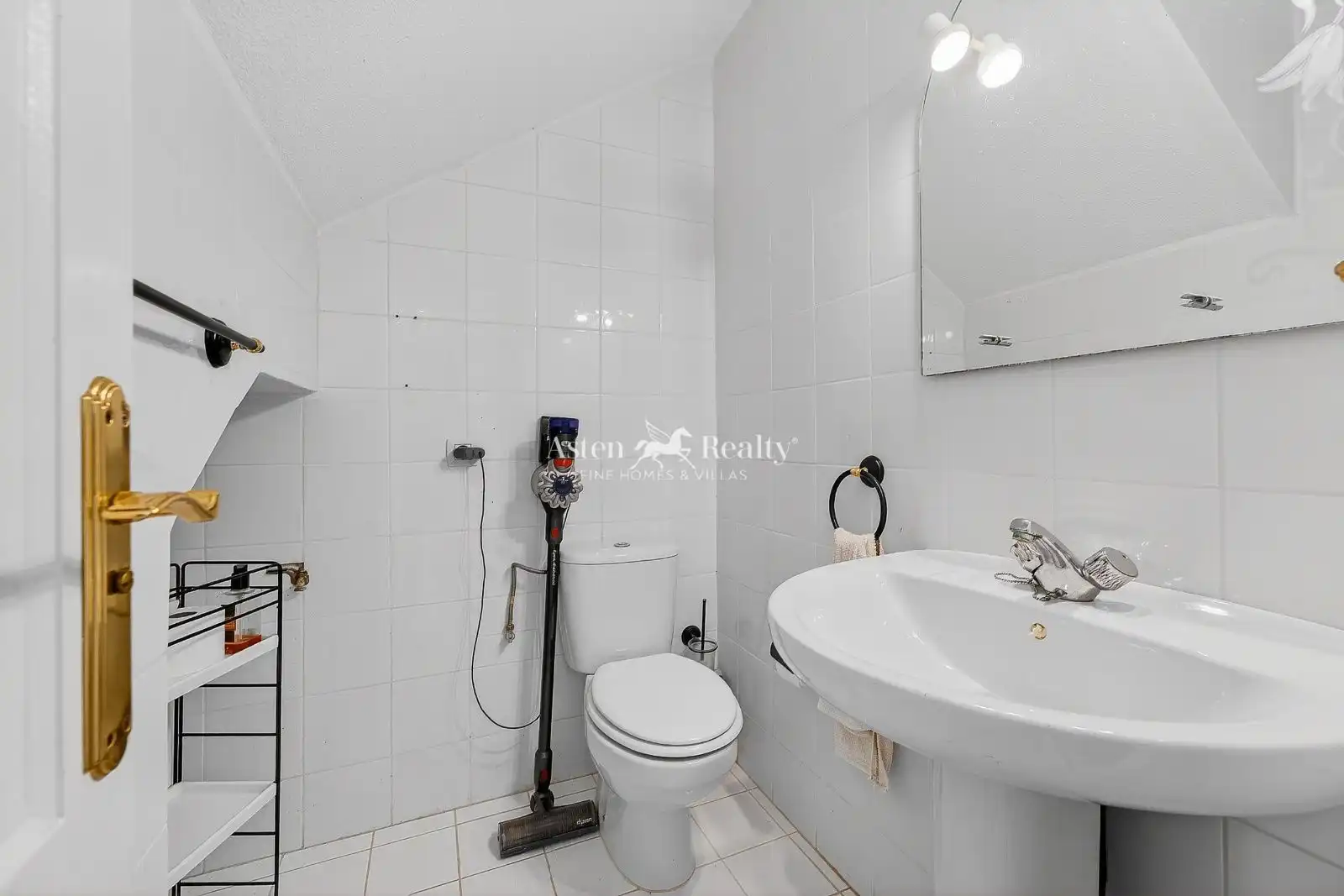 Haus mit Pool zum Verkauf in Europa, imagen 10