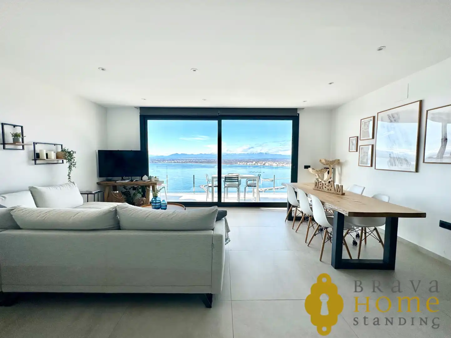 House with terrace for sale in Carrer d'Antoni Canals, imagen 9