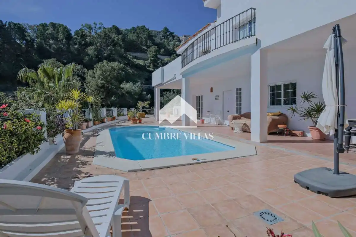 Terrassa de Casa o xalet en venda en Almuñécar amb Calefacció, Jardí privat i Terrassa