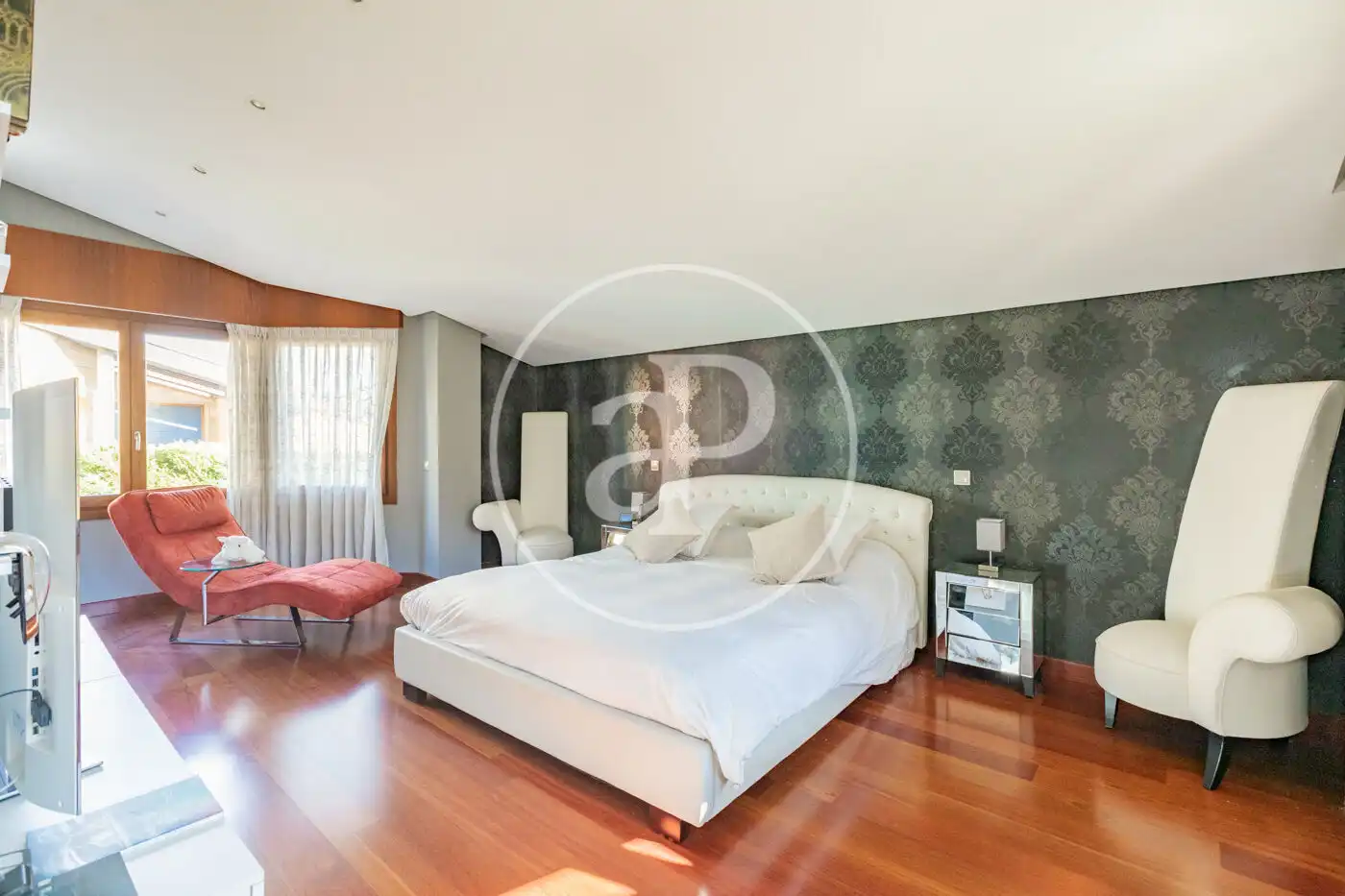 Habitación de Casa o chalet en venta en Madrid con Aire acondicionado, Calefacción y Jardín privado