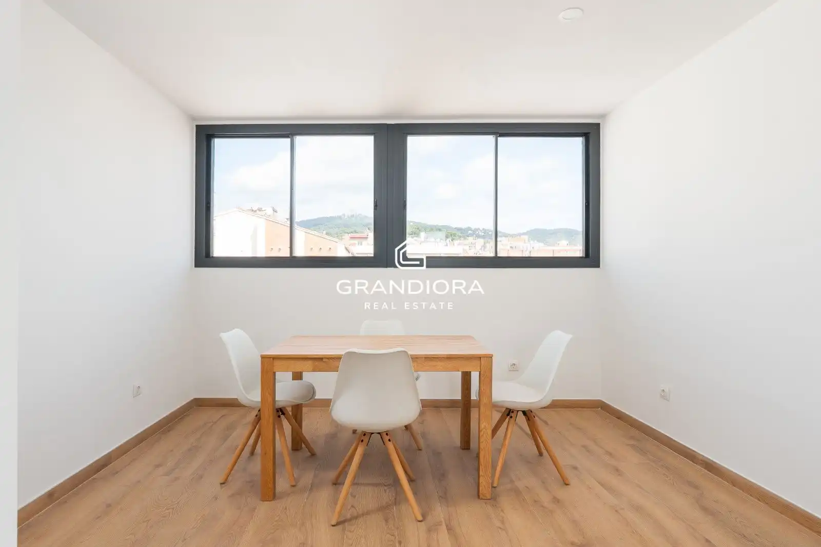 Penthouse mit Pool zum Verkauf in Calle de les Carolines 25, imagen 35