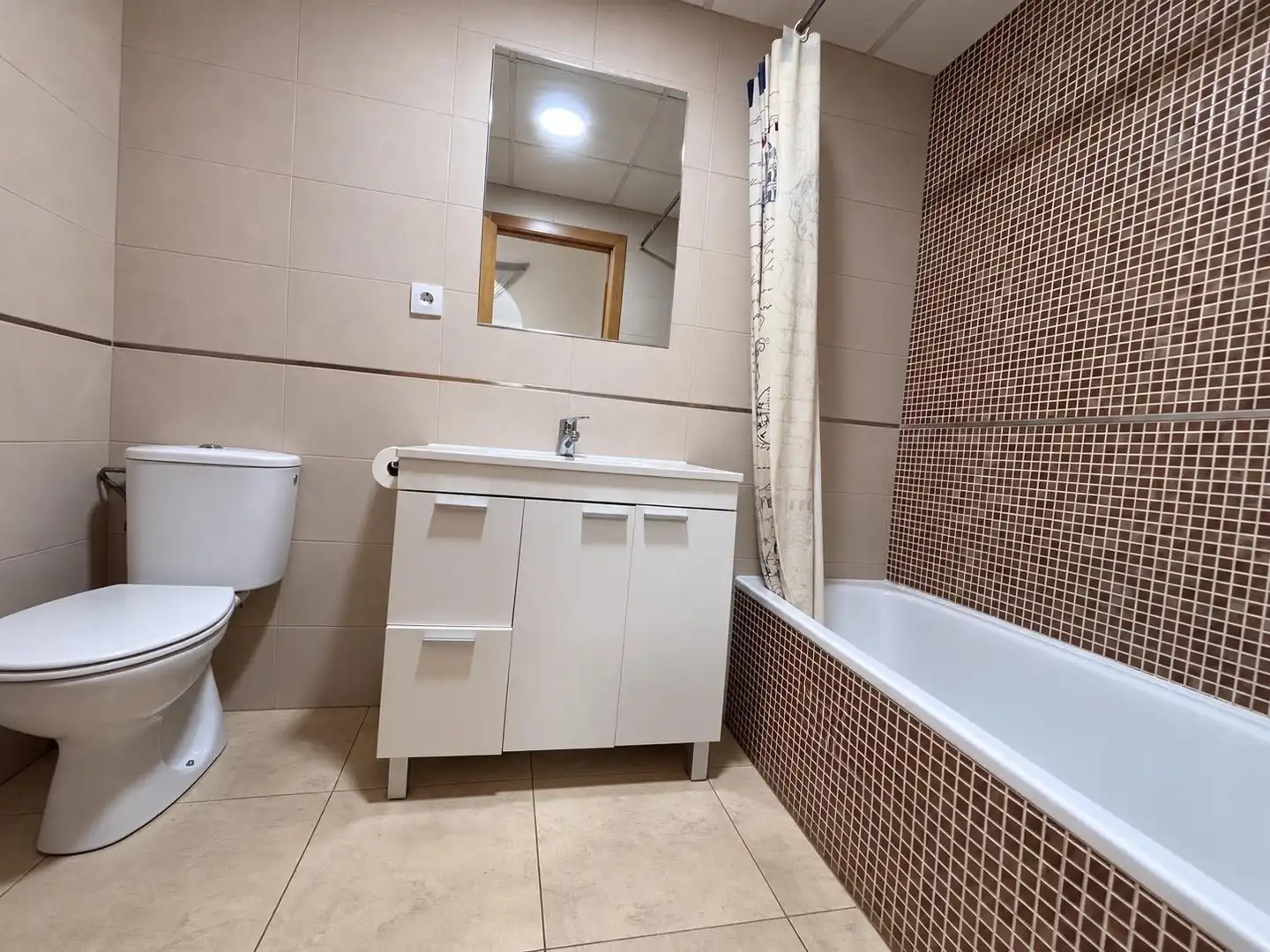 Piso con balcón en venta en Pedanías Oeste, imagen 13