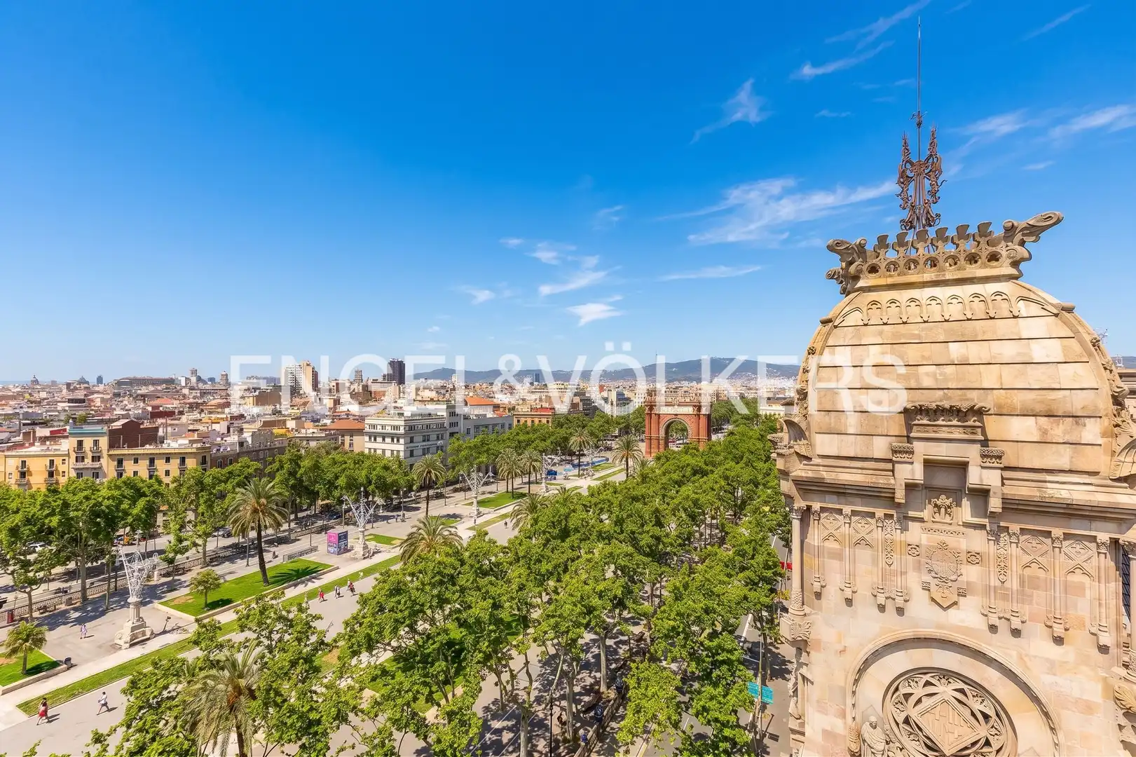 Außenansicht von Wohnung zum Verkauf in Barcelona mit Klimaanlage, Heizung und Terrasse