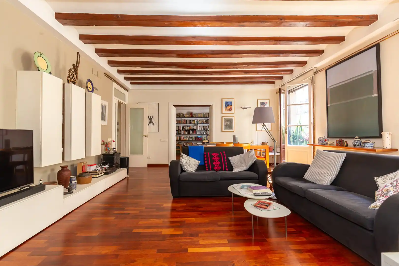 Sala de estar de Piso en venta en  Barcelona Capital con Calefacción, Amueblado y Balcón