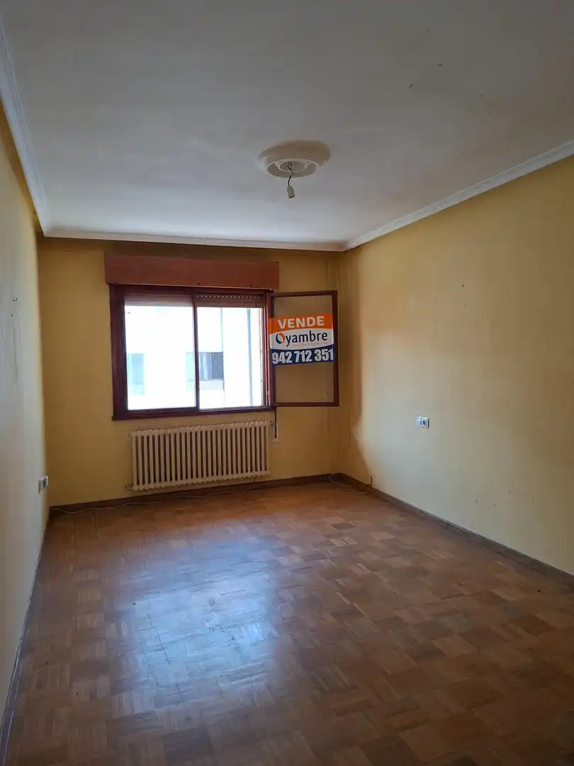 Flat for sale in AV FRANCISCO CABRERA, imagen 12